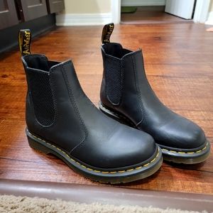 Dr. Martens airwair chelsea boot